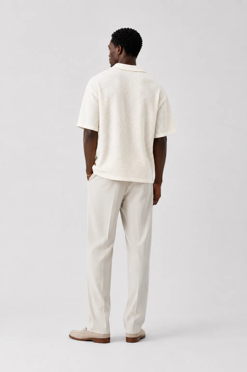 Camisa Crochê Resort Off White com Detalhes Coloridos