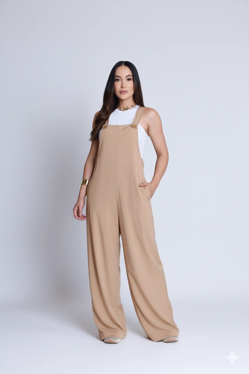 Macacão Jardineira Fabiola - Bege