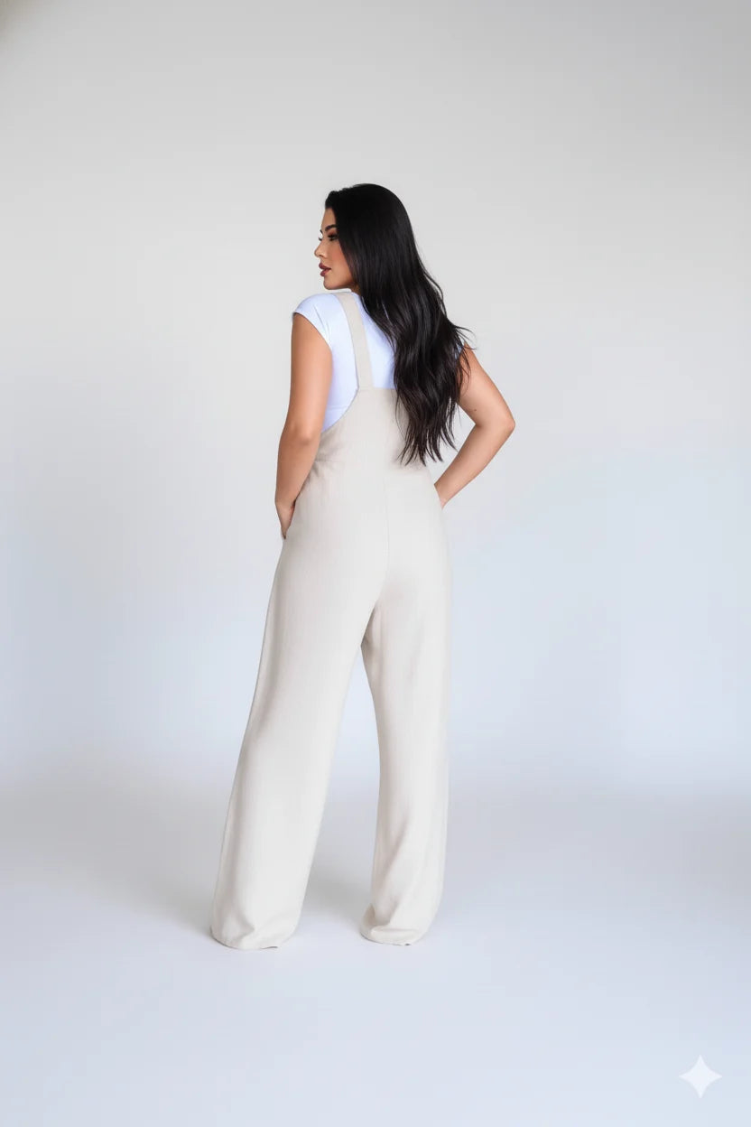 Macacão Linho Jardineira Nicole - Bege